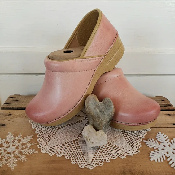 Rose Quartz Dansko Pro Honey Clogs Pink Burnished Distressed Boho Cottage 37 39 - Picture 1 of 11